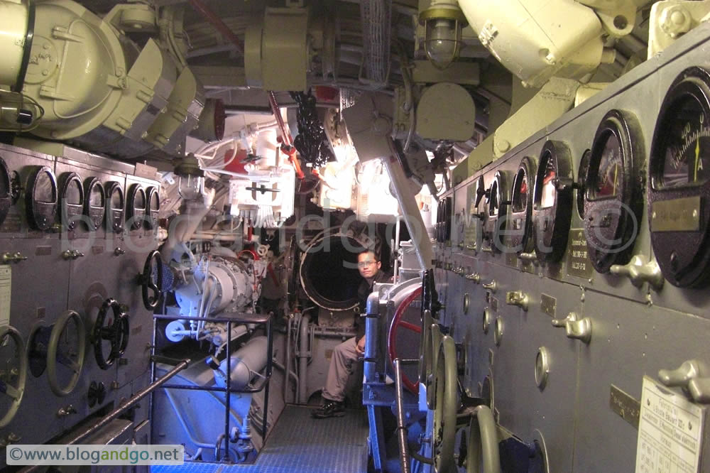 Laboe - U995, aft torpedo room and electric motor